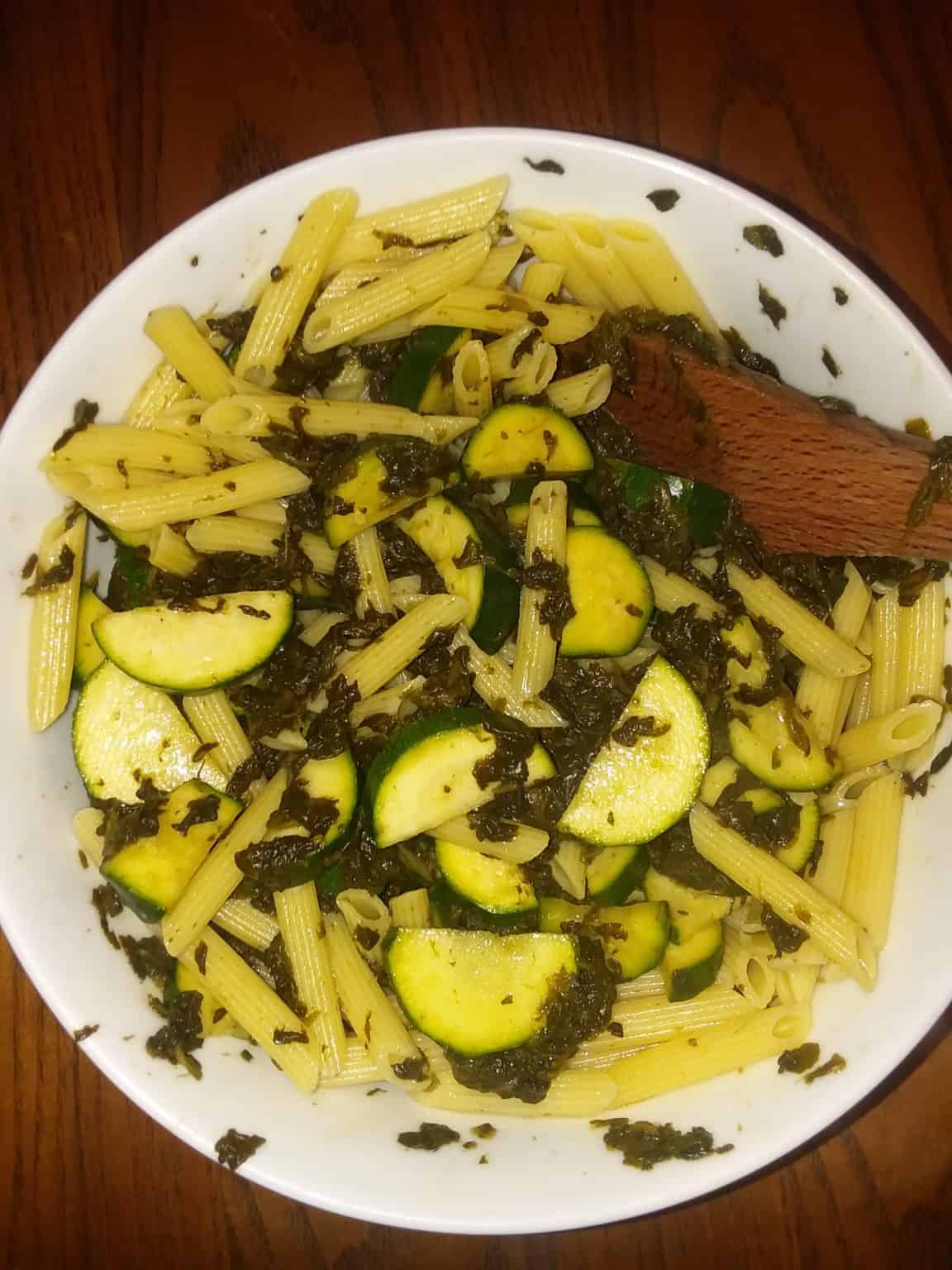 Creamy Spinach Alfredo Pasta With Zucchini Go Money Mom