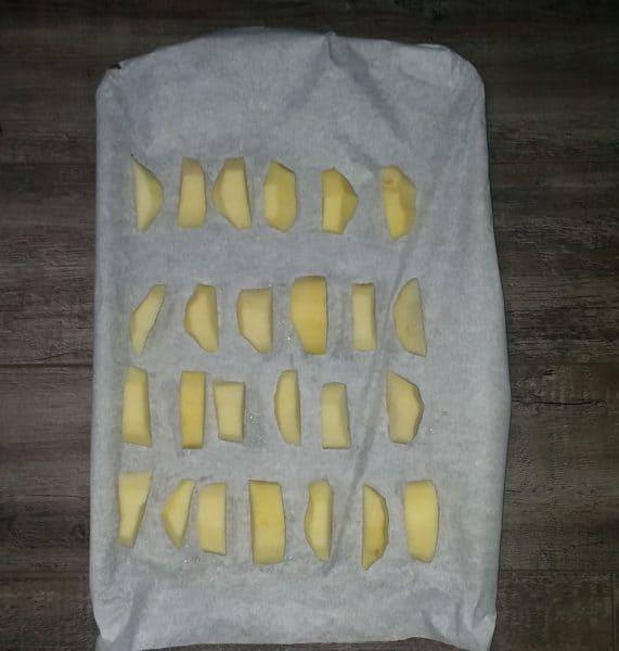 apples on a baking sheet