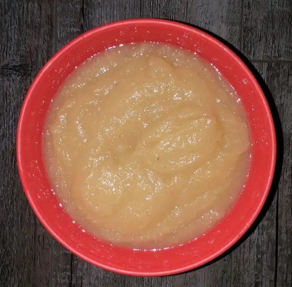 applesauce in bowl