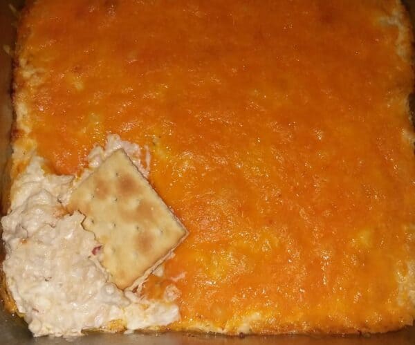 chicken dip with crackers