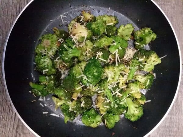 Sautéed broccoli in a frying pan