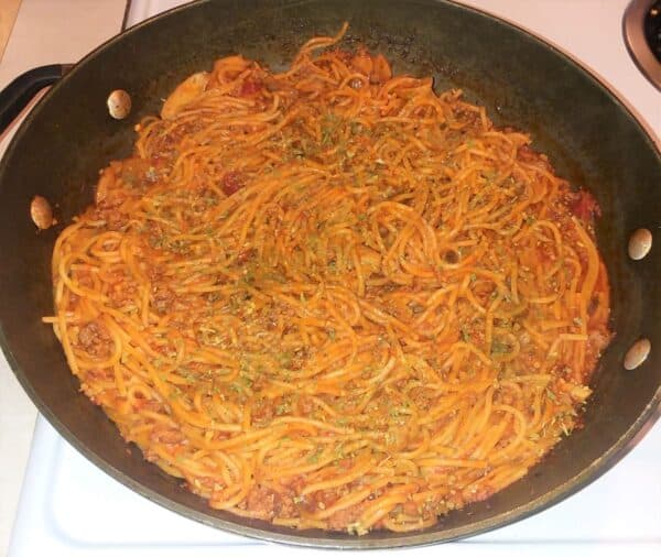 spaghetti in a pot