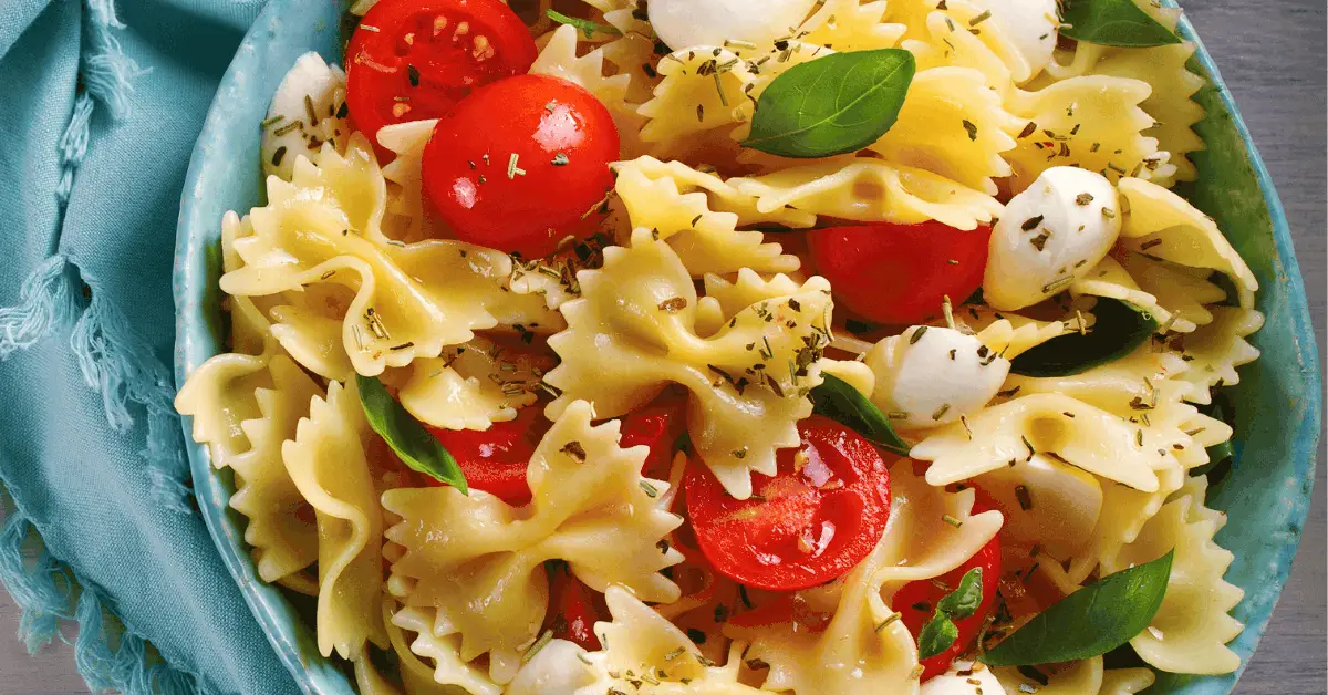 20 Easy Pasta Salads That Are Perfect For Cookouts This Summer - Go ...