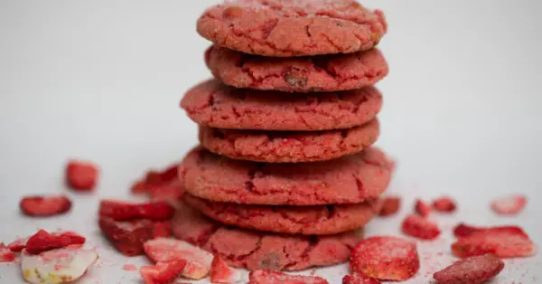 strawberry cookies