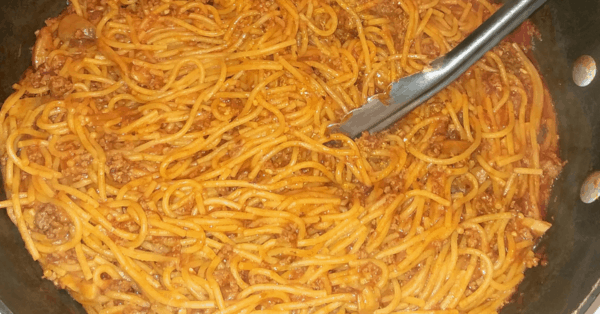 spaghetti in a pot