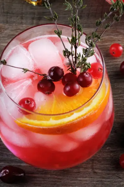 cranberry bourbon cocktail