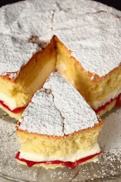 Victoria sponge cake