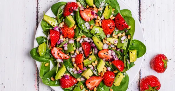strawberry spinach avocado salad