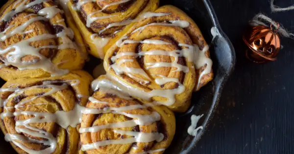 pumpkin cinnamon rolls