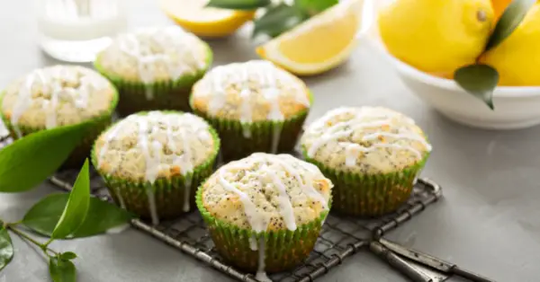 lemon poppy seed cupcakes
