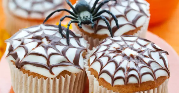 halloween spider web muffins